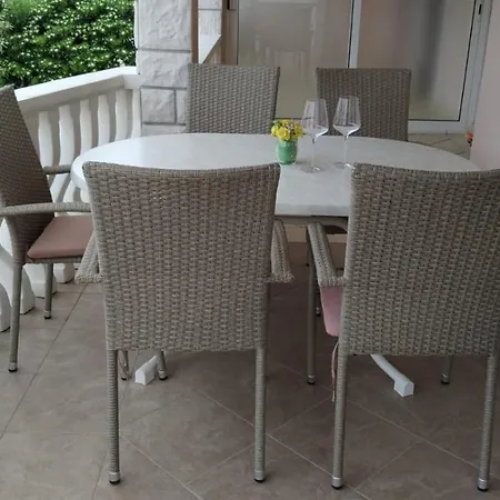 Apartment Piskoric *