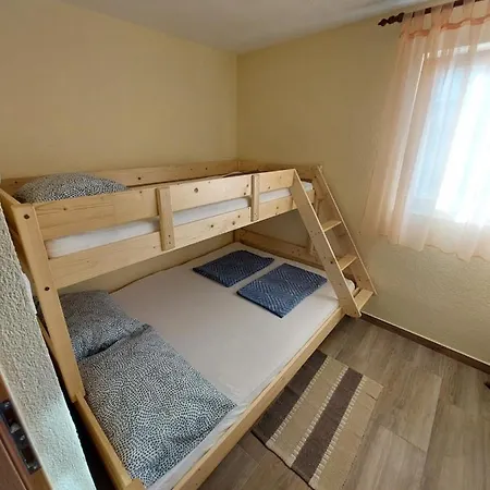 Piskoric Apartman Vir